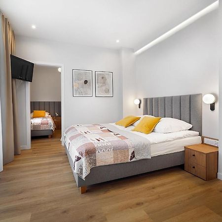 Apartamenty Familijne Kudowa Zdroj Luaran gambar