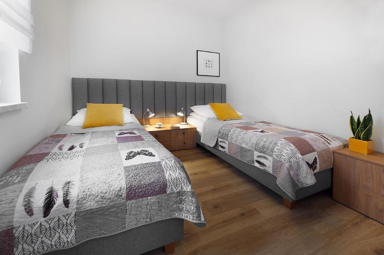Apartamenty Familijne Kudowa Zdroj Luaran gambar